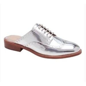 BANANA REPUBLIC Brogue Oxford Mule Slides, Metallic Silver (Size 8 M)